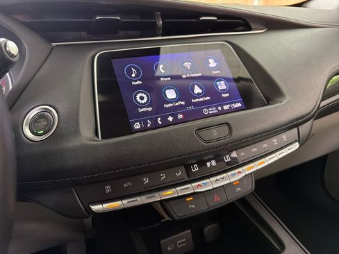 Used 2023 Cadillac XT4 Premium Luxury FWD image 25