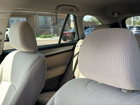 Used 2018 Subaru Outback 2.5i Premium AWD/4WD image 20