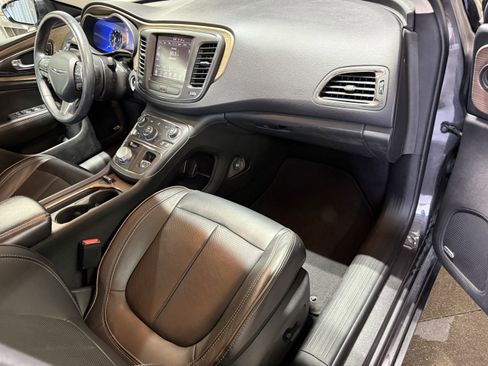 Used 2015 Chrysler 200 C w/ Navigation & Sound Group I image 24