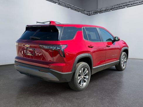 New 2026 Chevrolet Equinox LT FWD image 3
