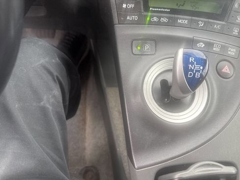 Used 2011 Toyota Prius Four image 14