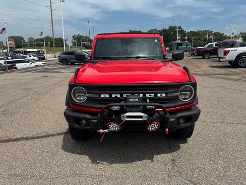Used 2023 Ford Bronco Black Diamond AWD/4WD image 2