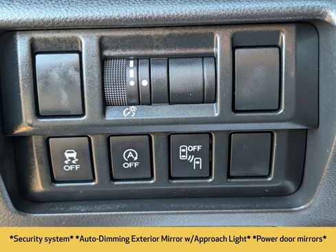 Used 2020 Subaru Crosstrek 2.0i Premium w/ Moonroof Package 2 image 12