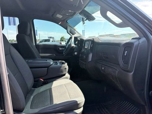 Used 2022 Chevrolet Silverado 1500 Custom Trail Boss w/ Safety Confidence Package AWD/4WD image 16