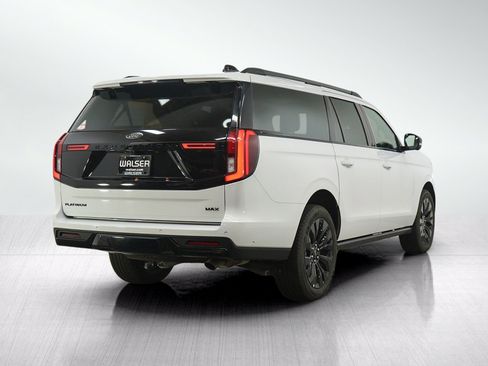 Used 2025 Ford Expedition Max Platinum w/ Stealth Appearance Package AWD/4WD image 6