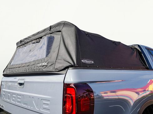 Used 2024 Honda Ridgeline Black Edition image 11