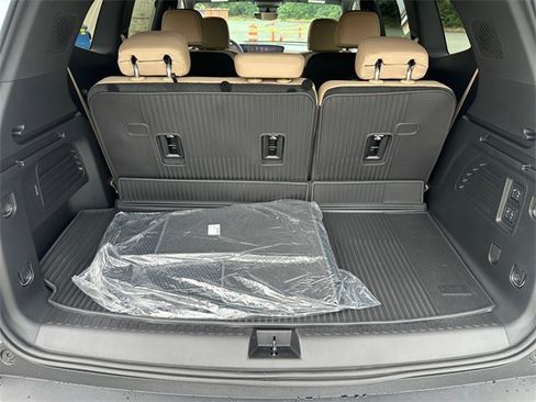 New 2026 Buick Enclave Preferred w/ Power Package image 17