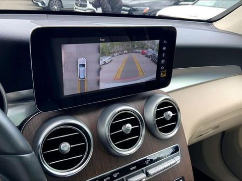 Certified 2022 Mercedes-Benz GLC 300 4MATIC image 23