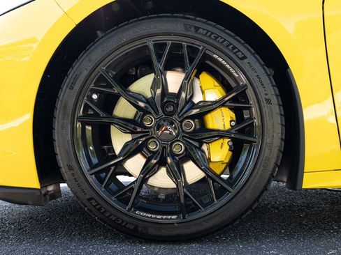 Used 2026 Chevrolet Corvette Stingray Premium Conv w/ Z51 Performance Package image 67