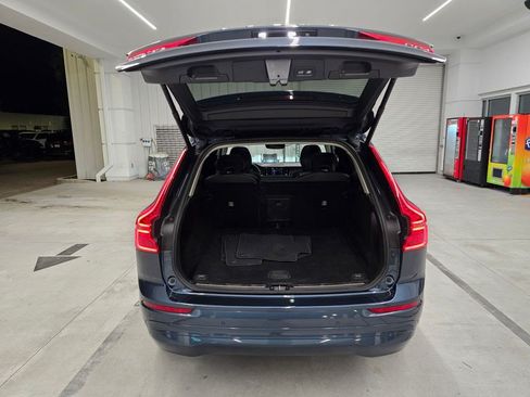 Used 2023 Volvo XC60 B5 Core AWD/4WD image 36