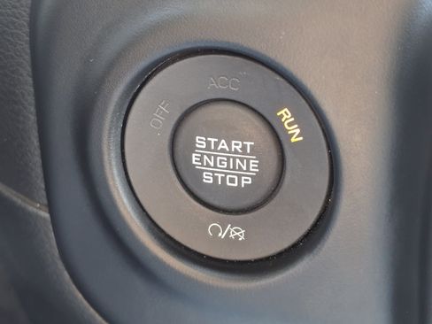 Used 2020 Jeep Gladiator Sport AWD/4WD image 26