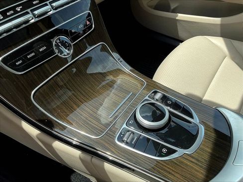Used 2019 Mercedes-Benz C 300 Sedan image 20