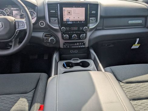 New 2026 RAM 1500 4x4 Crew Cab image 22