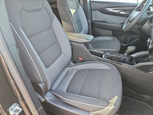 Used 2025 Chevrolet TrailBlazer LT FWD image 19