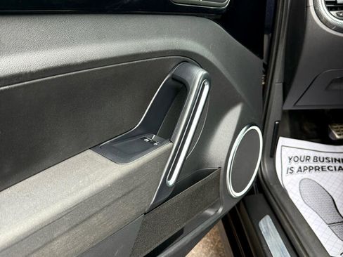 Used 2013 Volkswagen Beetle 2.0T image 5