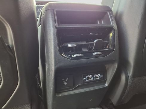 Used 2023 Jeep Grand Cherokee Altitude AWD/4WD image 26