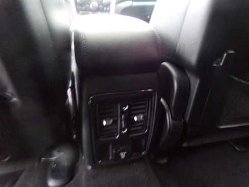Used 2014 Jeep Grand Cherokee Altitude image 15