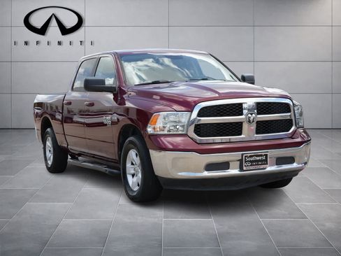 Used 2019 RAM 1500 Classic SLT RWD image 3