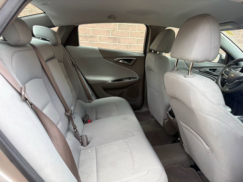 Used 2023 Chevrolet Malibu LT FWD image 21