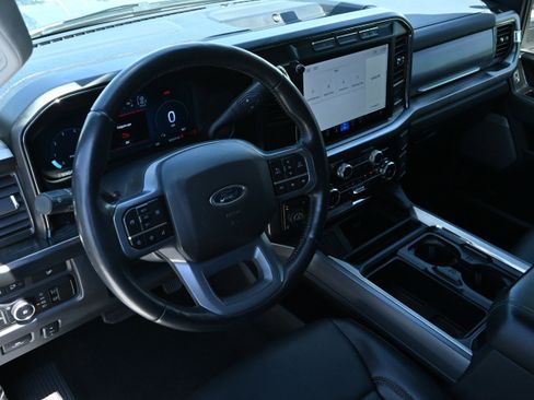 Used 2024 Ford F250 Lariat w/ Tremor Off-Road Package AWD/4WD image 15