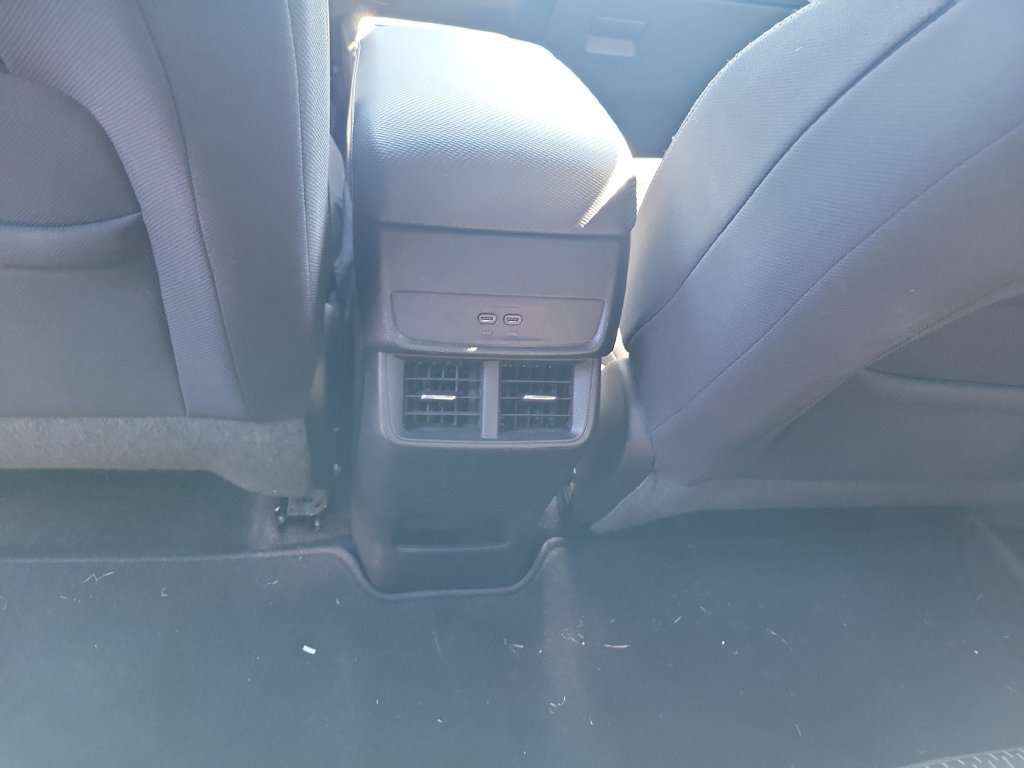 Used 2025 Chevrolet Equinox LT FWD image 15