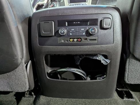 Used 2016 GMC Yukon XL Denali w/ Open Road Package image 30