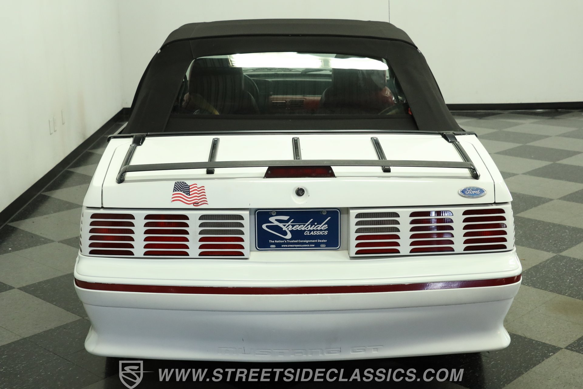 Used 1987 Ford Mustang GT RWD image 9
