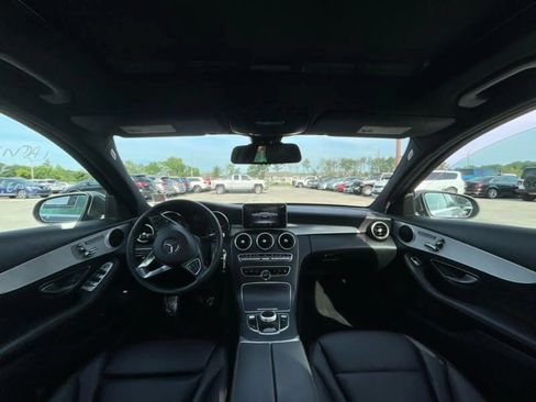 Used 2018 Mercedes-Benz C 300 4MATIC Sedan image 11