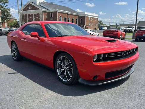 Used 2023 Dodge Challenger GT RWD image 3