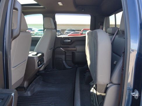 Used 2021 GMC Sierra 1500 SLT w/ SLT Premium Plus Package AWD/4WD image 32