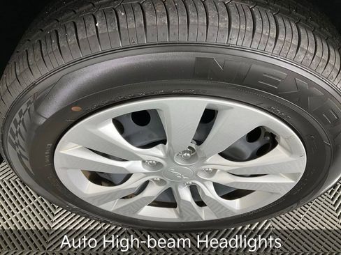 Certified 2023 Kia Soul LX image 11