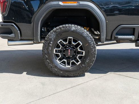 New 2026 GMC Sierra 2500 AT4X AWD/4WD image 35