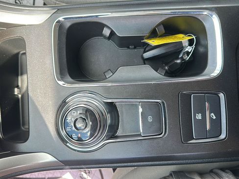 Used 2018 Ford Fusion S FWD image 27