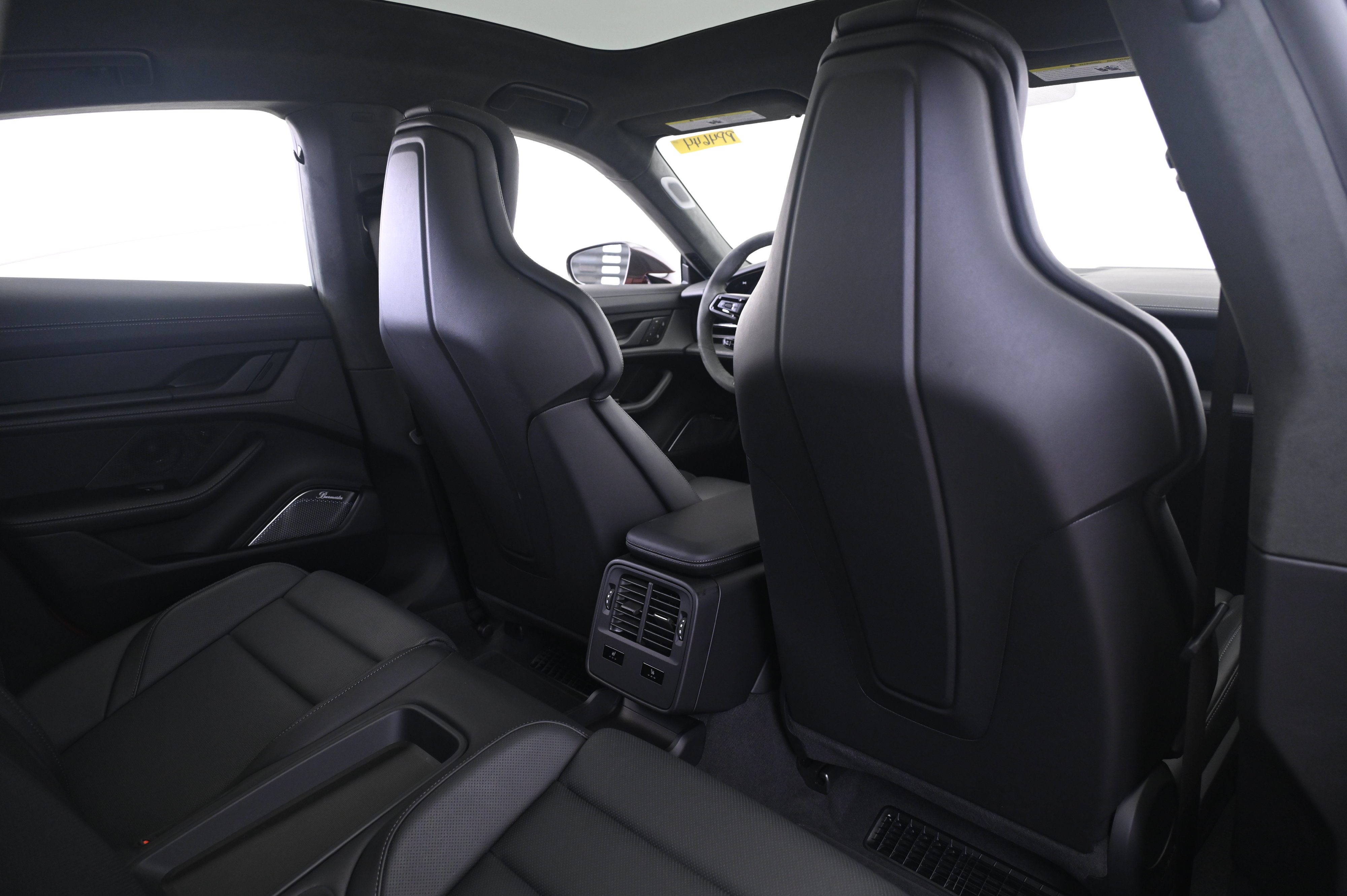 Certified 2025 Porsche Taycan Turbo GT AWD/4WD image 18