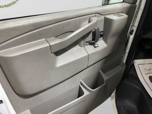 Used 2020 Chevrolet Express 2500 w/ Driver Convenience Package RWD image 10