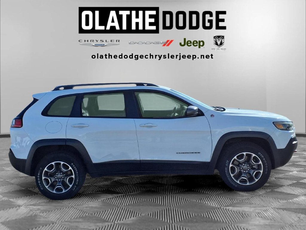 Used 2021 Jeep Cherokee Trailhawk w/ Sun, Sound & Nav Group AWD/4WD image 30
