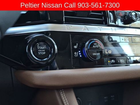 Used 2026 Nissan Pathfinder Platinum w/ Cargo Package image 21