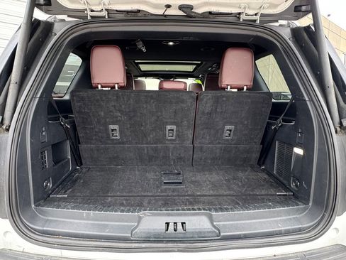 Used 2024 Ford Expedition Limited AWD/4WD image 33
