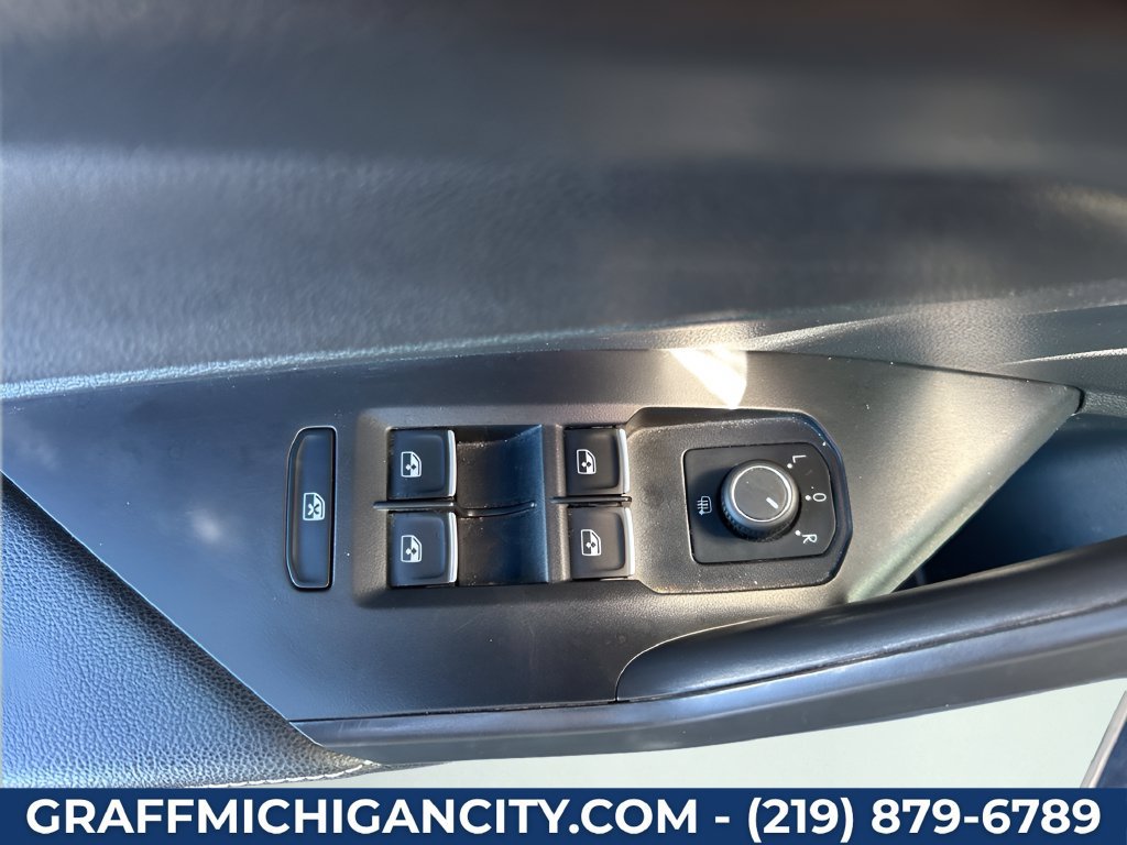 Used 2024 Volkswagen Jetta SE FWD image 10