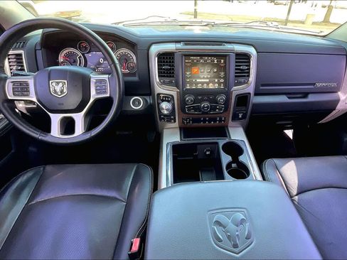 Used 2014 RAM 1500 Laramie w/ Convenience Group image 15