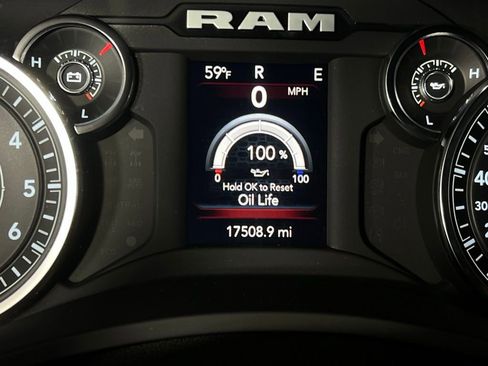 Used 2024 RAM 2500 Big Horn w/ Bed Utility Group image 15