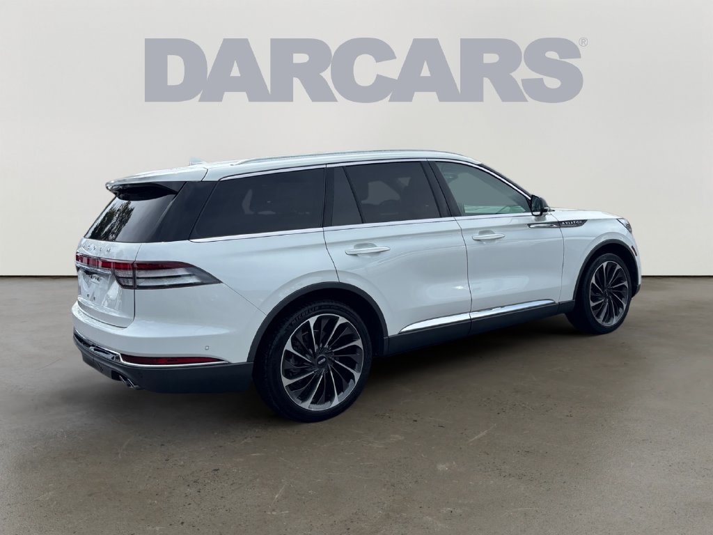 Used 2020 Lincoln Aviator Reserve w/ Equipment Group 202A AWD/4WD image 7