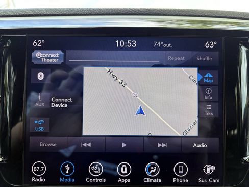 Used 2018 Chrysler Pacifica Limited w/ Advanced Safetytec Group FWD image 20
