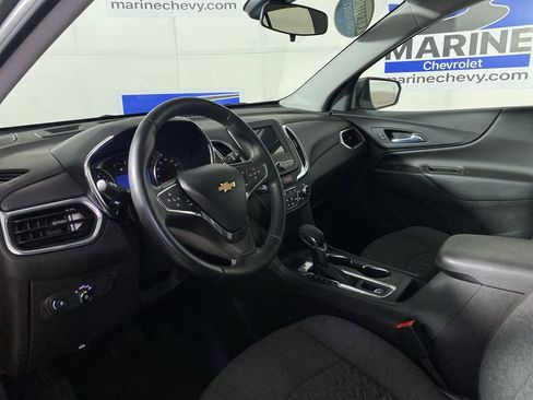 Used 2024 Chevrolet Equinox LT w/ LPO, Floor Liner Package FWD image 15