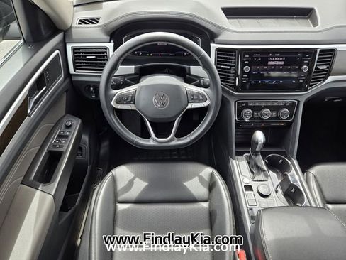 Used 2023 Volkswagen Atlas SE AWD/4WD image 15