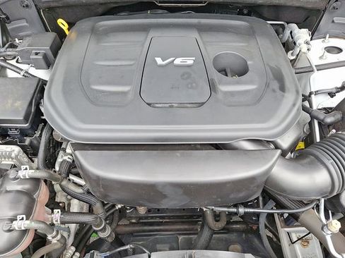 Used 2017 Jeep Grand Cherokee Limited image 28