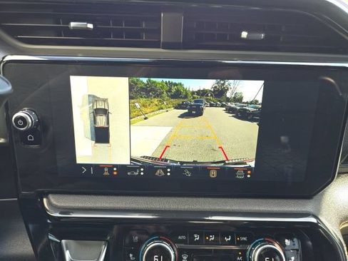 Used 2026 GMC Sierra 2500 AT4 AWD/4WD image 18