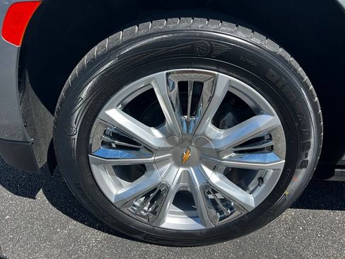 Used 2023 Chevrolet Tahoe High Country AWD/4WD image 16