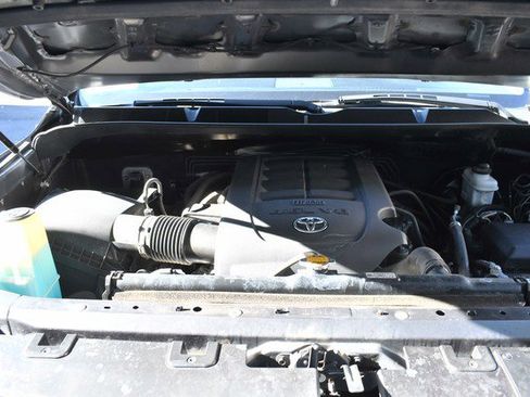 Used 2014 Toyota Tundra SR image 29