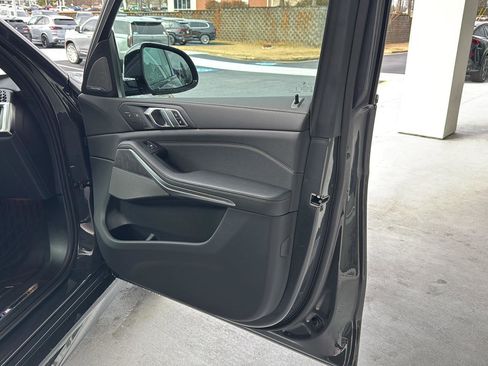 New 2026 BMW X5 sDrive40i w/ Executive Package RWD image 13